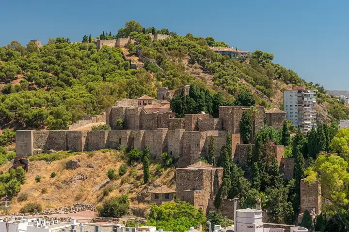 Discover the Top Things to Do in Malaga Cruise Port